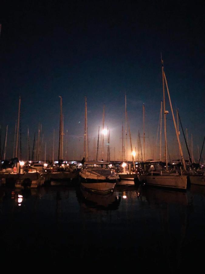 Home Boat Badalona Exterior foto